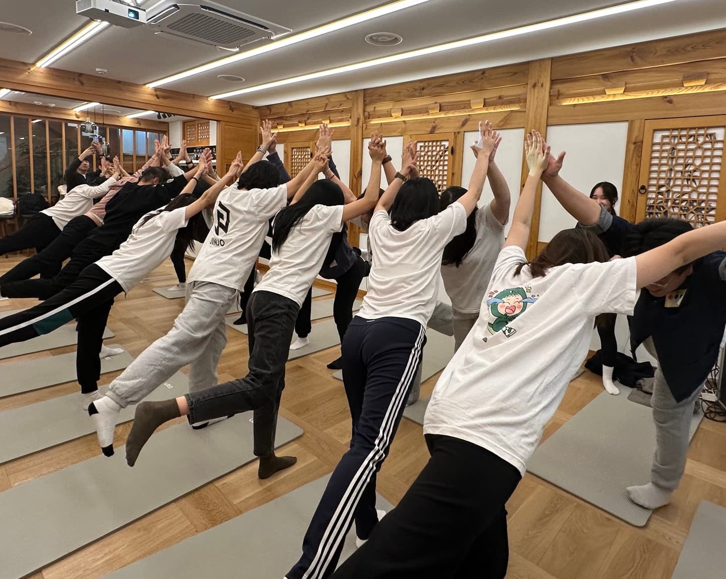 직원들이 함께 참여한 실제 기업 웰니스 행사